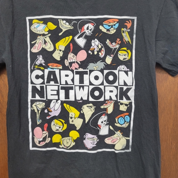 Cartoon Network t-shirt.   Size M.  (168) - Picture 3 of 4